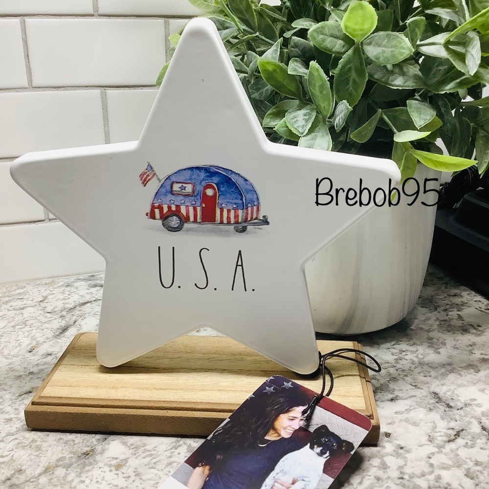 New, Rae Dunn USA metal star with camper.